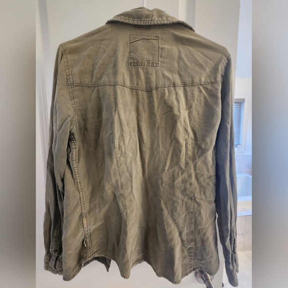 Garage Camo Green/Khaki Button Shirt Size M - Picture 2 of 3